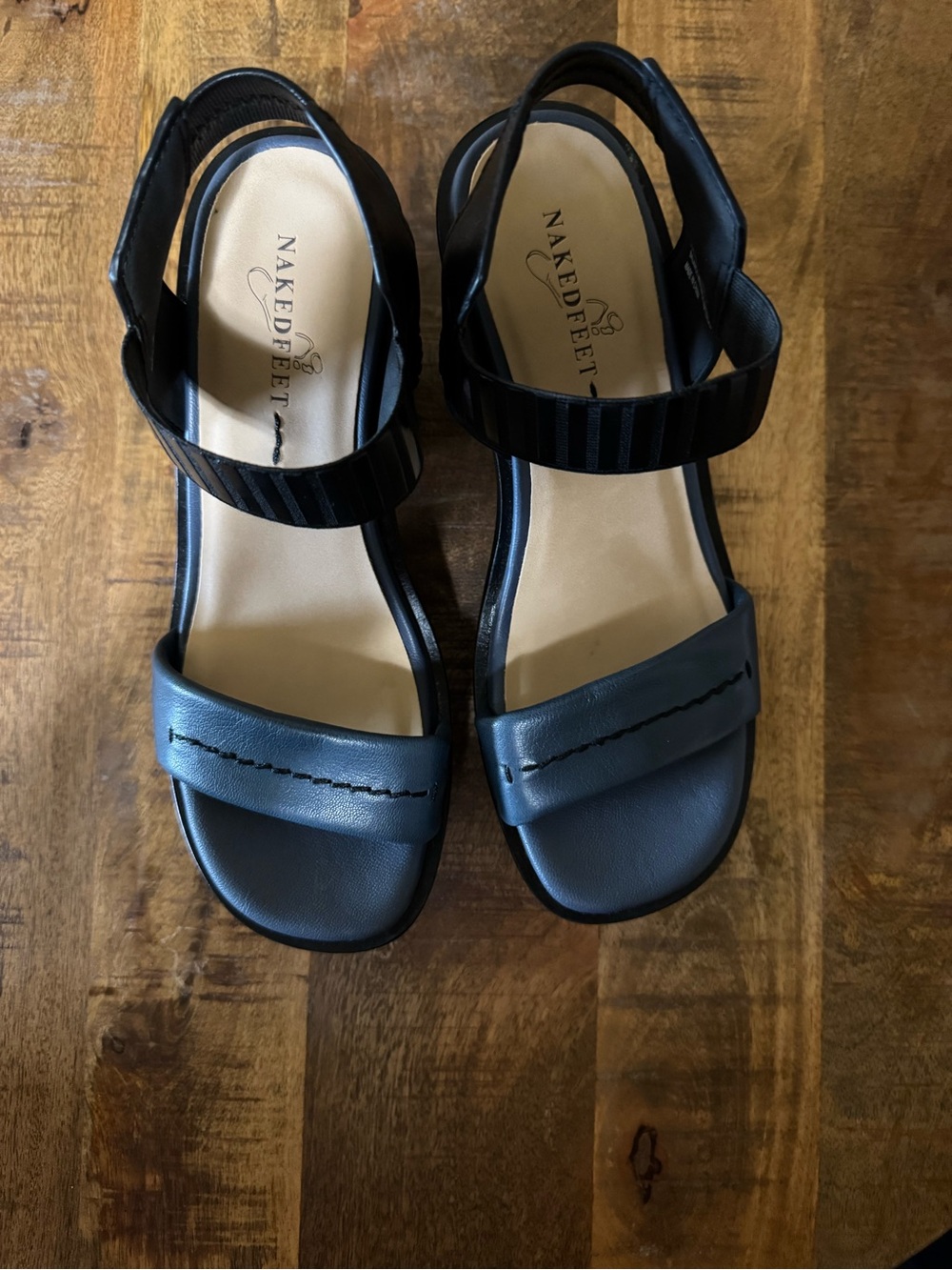 Naked Feet Navy and Black Strappy Flat Sandals 8.5 - Picture 2 of 9